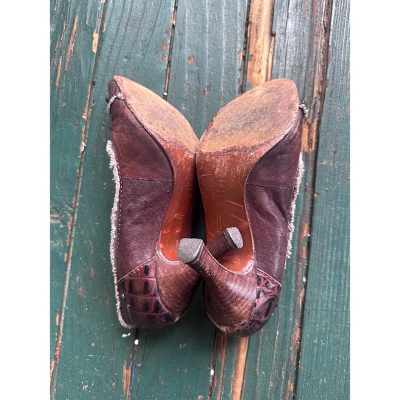 Heels - Picture 4 of 8